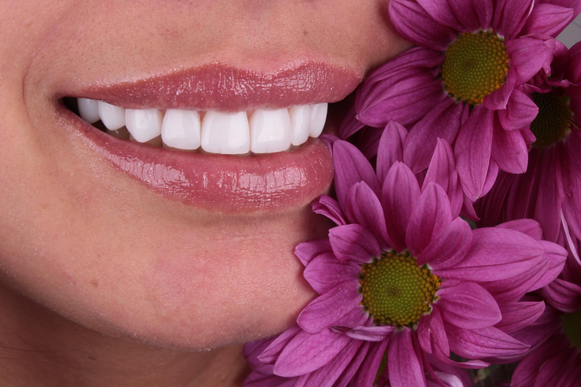 Sorriso com flores — 4